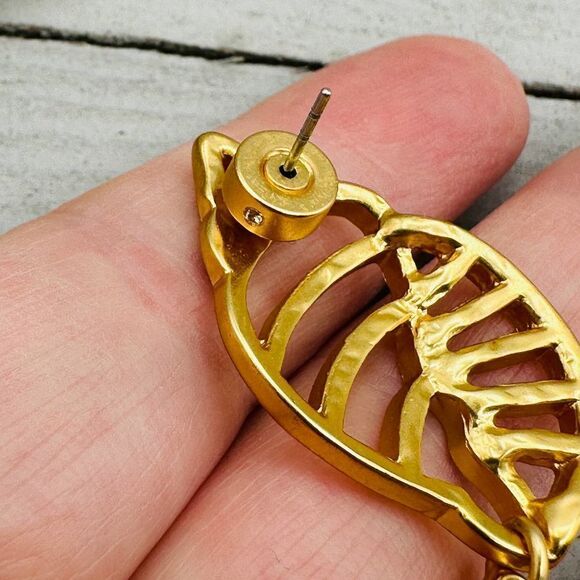 Chico’s Shell Gold Tone Drop Earrings - Picture 4 of 6